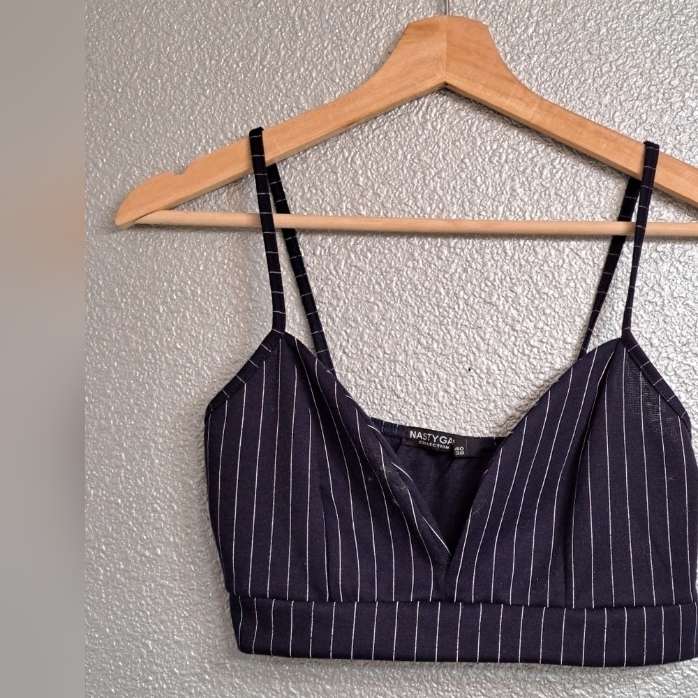 Nasty Girl Pinstripe Cropped Top   Size 8
